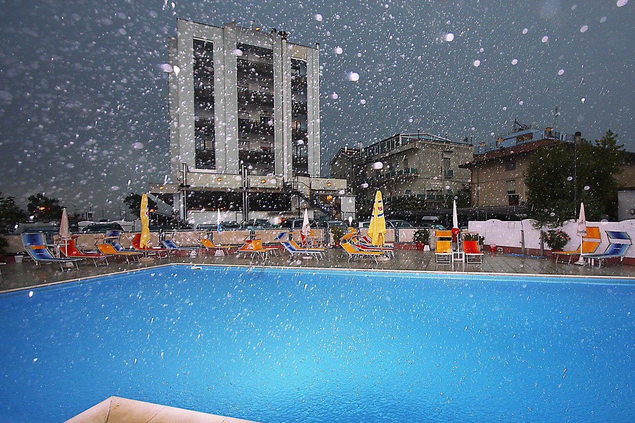 Hotel Avila In Bordonchio Exterior foto